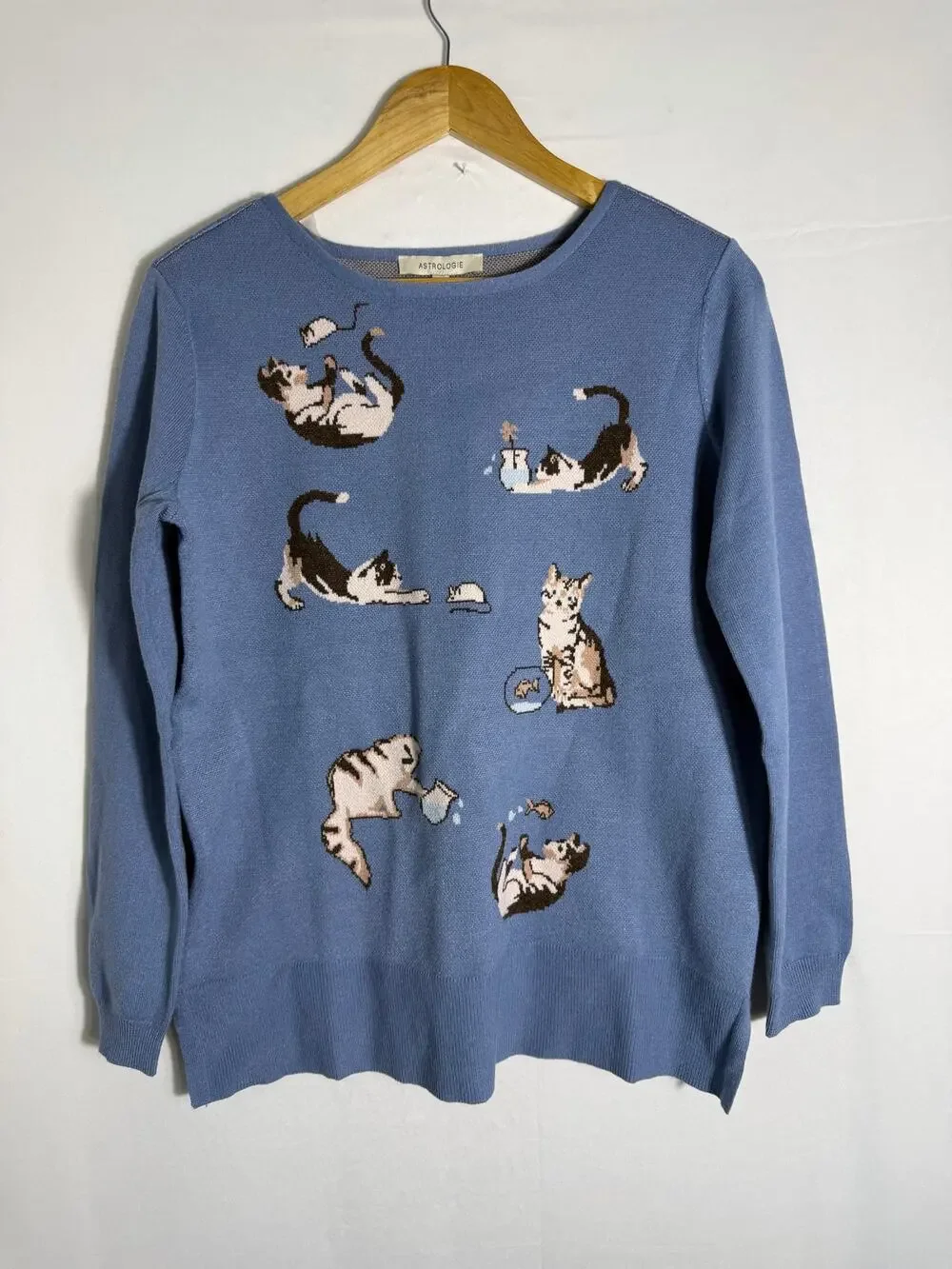 NWT Astrologie Cat Sweater Blue Knit Intarsia Yarn Whimsical Novelty Pullover S